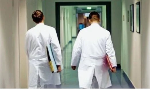 Or strike or Constitutional Tomorrow the Health Union decides on the Law of Salaries