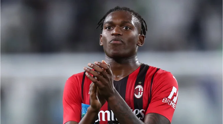 It has been reported that negotiations have failed Rafa Leao Reagon the AC Milani team