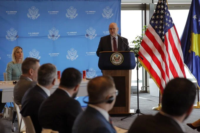 Hovenier after discussion of Association: We continue to abort on implementation of all dialogue commitments