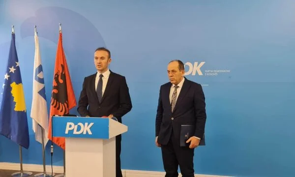 PDK: Il governo di Kurti sta immergendo il paese in crisi, proponendo l'abolizione della rivalutazione per l'imposta sulle proprietà