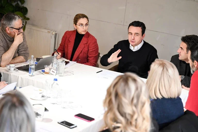 Pantina (LDK): Il vento della scelta, Kurt sembra essere fuori di testa.