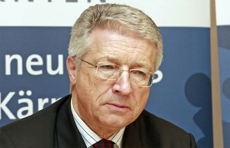 Petritsch: Kurt can't refuse to establish association, I'm afraid it becomes Republika Srpska.