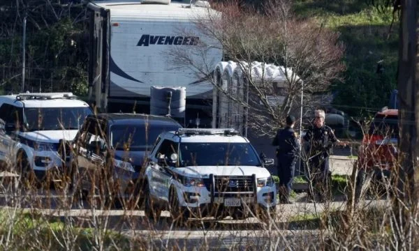 Attaques aux États-Unis, trois morts et quatre blessés par balle