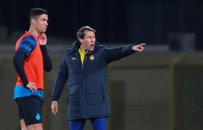 L'entraîneur Al-Nasri accuse Ronaldon de perdre