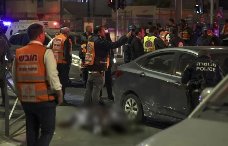 Jerusalem: Seven dead and 10 wounded after a gun attack