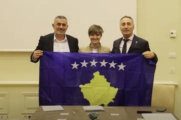 Fähnrich Verträge: Skifahrer Sophie Sorschag wird offiziell Kosovo vertreten