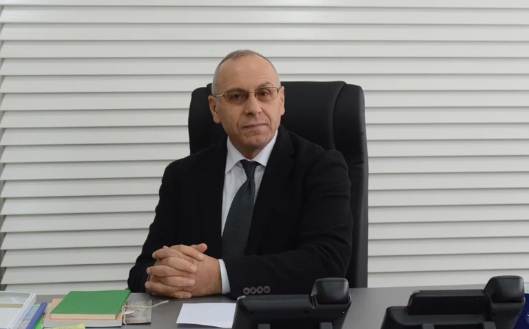 La Commission du ministère exhorte Agim Ademi à suspendre son poste ou à être suspendu par le Comité exécutif de la FFC