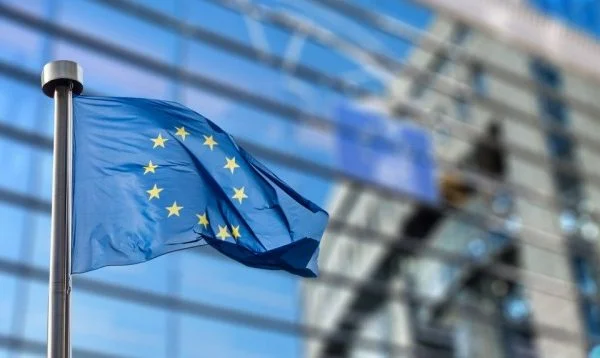 UE considerando la posibilidad de secuenciar activos rusos para la reconstrucción de Ucrania