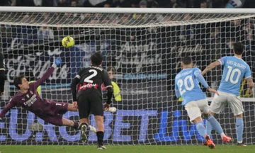 Lazio zerlegt das große Mailand, mit einer Punktzahl von 4:0, so dass es zu klein aussieht.