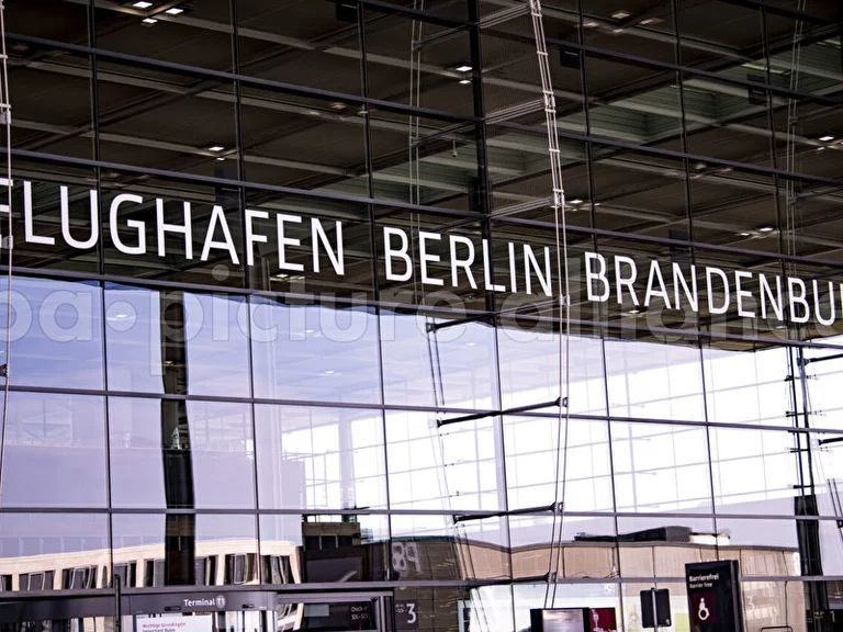 Many flights cancelled tomorrow at Berlin Airport, due to strike