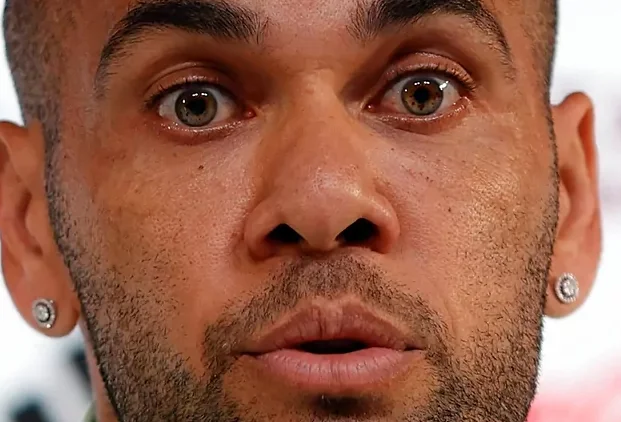 She says 23-year-old who was allegedly raped by Danny Alves: I resisted, but he was much stronger than me