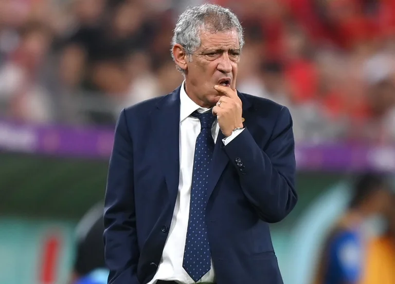 Polonia vicino al pullman Fernando Santos