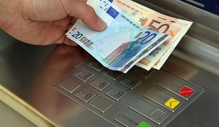 Keto janë pagat mesatare në Kosovë, Shqipëri, Serbi, Bosnje e Mal të Zi
