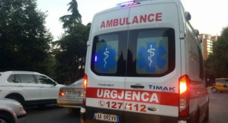 Theret me thikë një person në Durrës, arrestohet i dyshuari