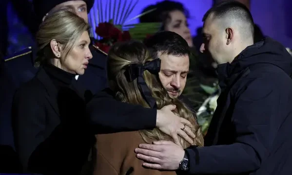 Zelensky teksa qan në varrimin e ministrit të Mbrojtjes dhe viktimave tjera
