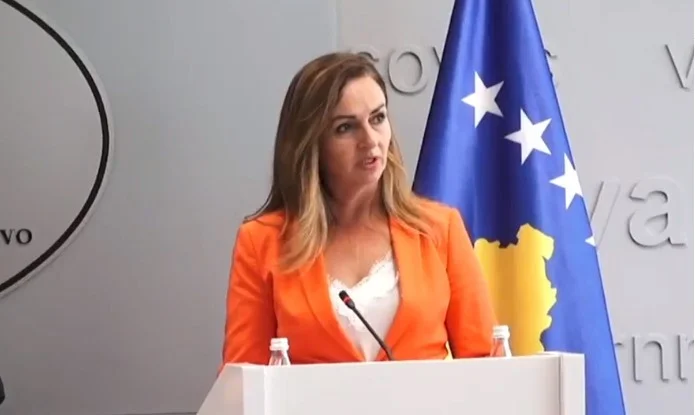Nagavci: Nxënësit e prekur nga vërshimet do njoftohen nëse do mbahet mësimi të hënën