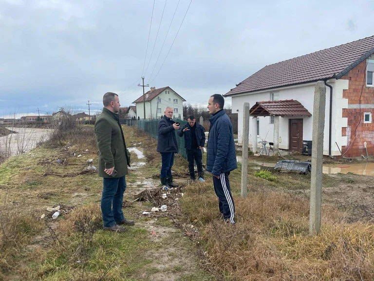Kryetari i Klinës pas vërshimeve: Dëmet janë të konsiderueshme