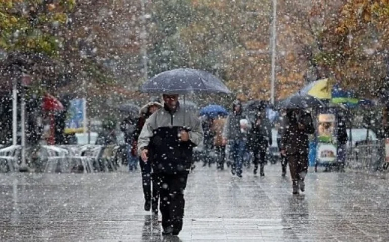 Borë e temperatura minus, moti për sot dhe fundjavë