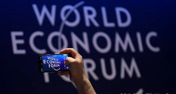 FMN sinjalizon përmirësimin e parashikimeve ekonomike, ndërkohë që shtohet optimizmi në Davos