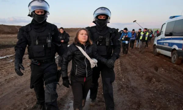 Protesta në Gjermani, lirohet aktivistja Greta Thunberg