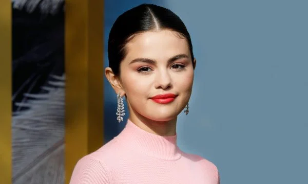 Selena Gomez në lidhje me këngëtarin e njohur?
