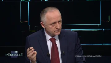 Cliquer sur les fièvres enterrer la télévision
