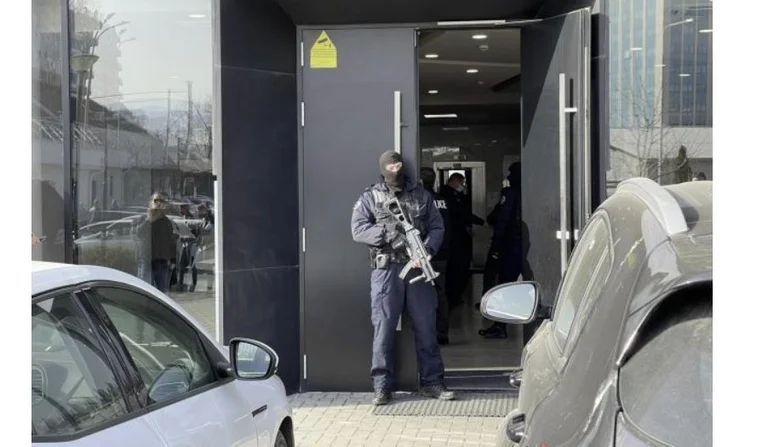 Këta janë dy të arrestuarit që pranuan para në emër të zyrtarëve të Bujqësisë për dallavere me grante