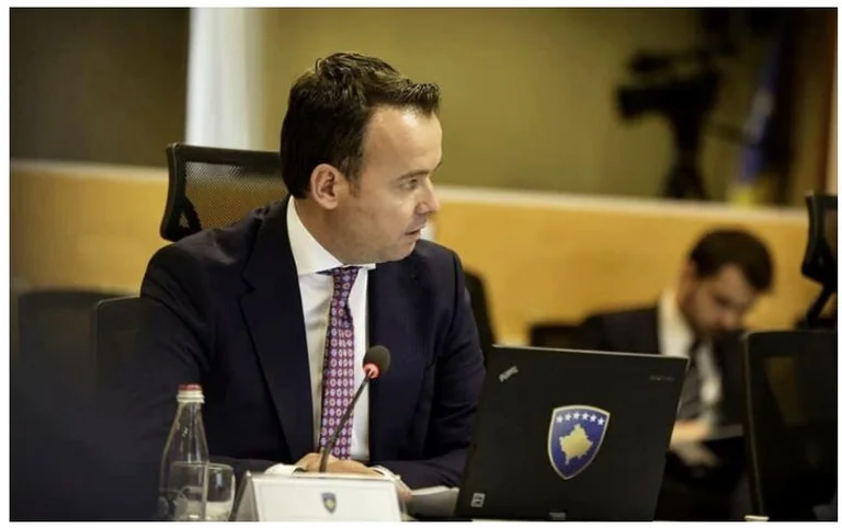 Arrestimet në Ministri të Bujqësisë, Peci: Mbetem i përkushtuar në luftimin e korrupsionit