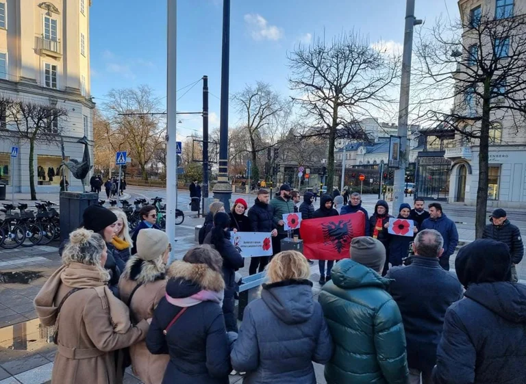 Në Stokholm përkujtohen viktimat e luftës në Kosovë