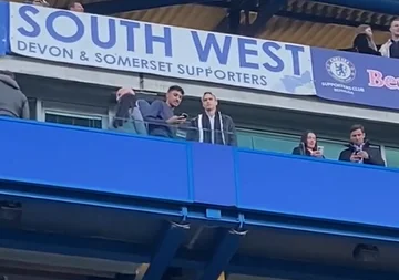 Done: Mykhalo Mudryk ist in “Stafford Bridge”, Fans empfangen ihn mit Applaus