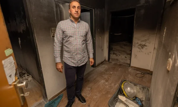 Taksistit që i kishte gjetur dokumentet e portierit Neuer i digjet shtëpia në Gjermani