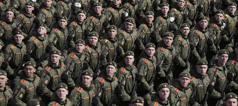 Ukraina ngre alarmin: Rusia po planifikon të krijojë një ushtri prej 2 milionë njerëzve