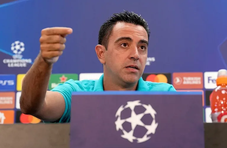 Xavi speaks to Supercup of Spain, addressed to journalists: If we don't win title this year, you'll kill me.