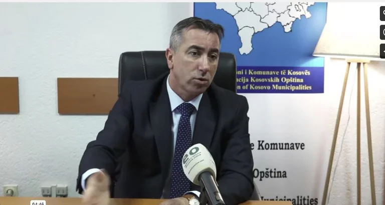 Abraham: Nous serons la gardienne des ministres de Kurti, nous craignons de ne pas diviser le budget.