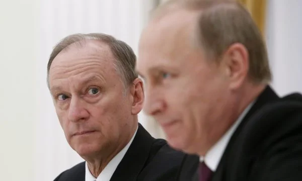 Ally di Putin: la Russia in Ucraina combatte contro la NATO