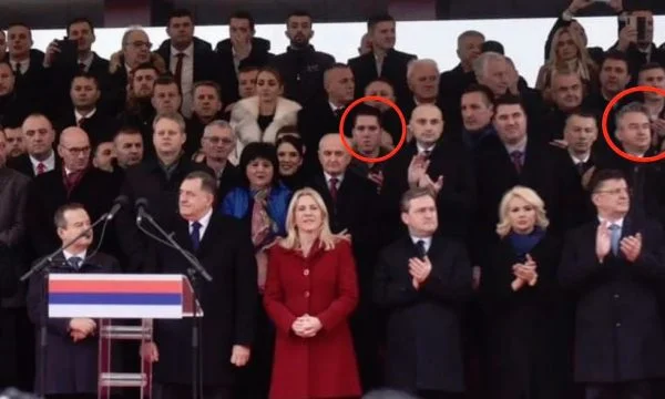 Vuciq ha mandato suo figlio a Sarajevo, l'ambasciata americana reagisce alla cerimonia