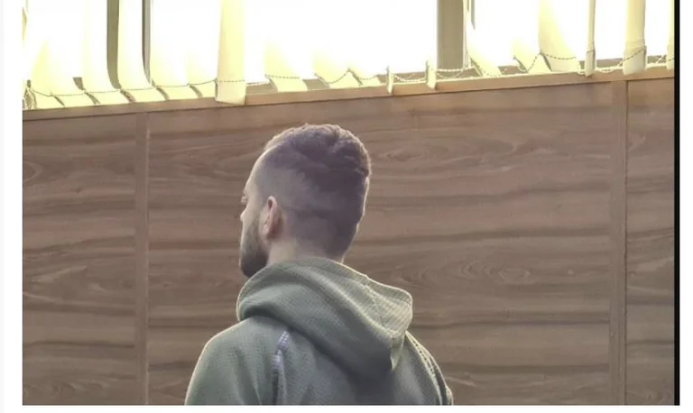 Kurtaj Anwalt: Ich weiß nicht, wie die beiden Serben verletzt wurden, man hatte einen Kratzer auf der Hand.