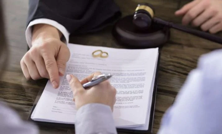 1340 couples au Kosovo ont divorcé pendant 10 mois