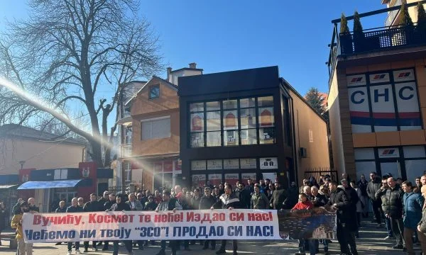Serbs protest against Vuciqi and Serbian List: So we want your Association.