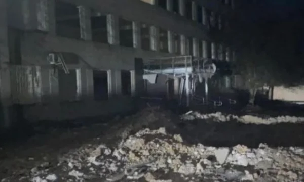 Due centrali termiche bombardate a Donnetsk, Ucraina