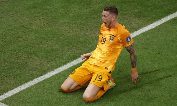 Man Utd in der Nähe von Weghorst