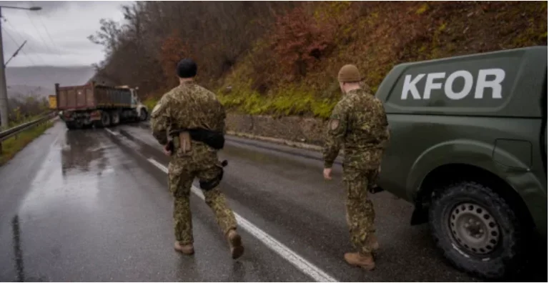 NATO comes up with announcement: KFOR completely removed barricades in the north