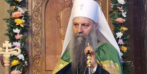 Kurti dio permiso al patriarca, la Iglesia Ortodoxa es declarada
