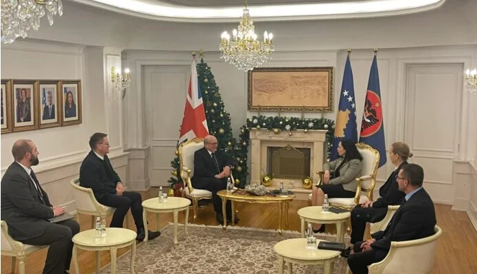 Émissaire britannique attendu dans les présidences par Osman