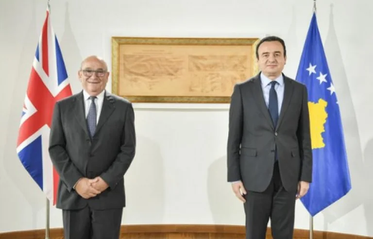 Emisari Stuart Peach in Kosovo, expected by Prime Minister Kurti