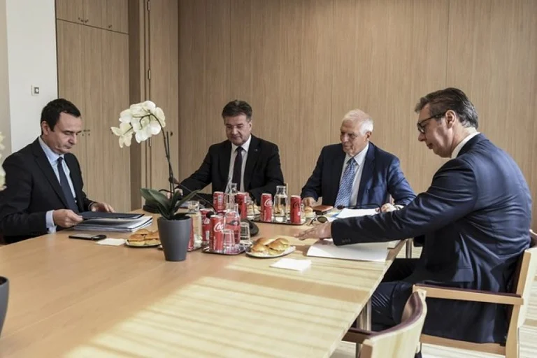 KAS pour les accords Kosovo-Serbie: appliquer sans retard