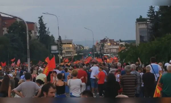 I serbi nel nord organizzano proteste, rivoltati con Vuciqi, Lista serba