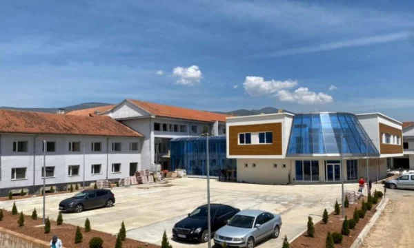 Ferito in conflitto a Prizren, inviato per il trattamento a Tirana