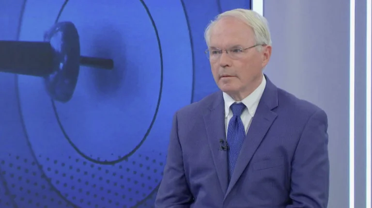 Hill paralajmëron janar intensiv: Pas pushimeve, i kthehemi përpjekjeve në dialogun Kosovë-Serbi