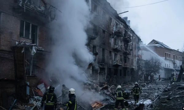 Rusia godet me breshëri raketash Ukrainën
